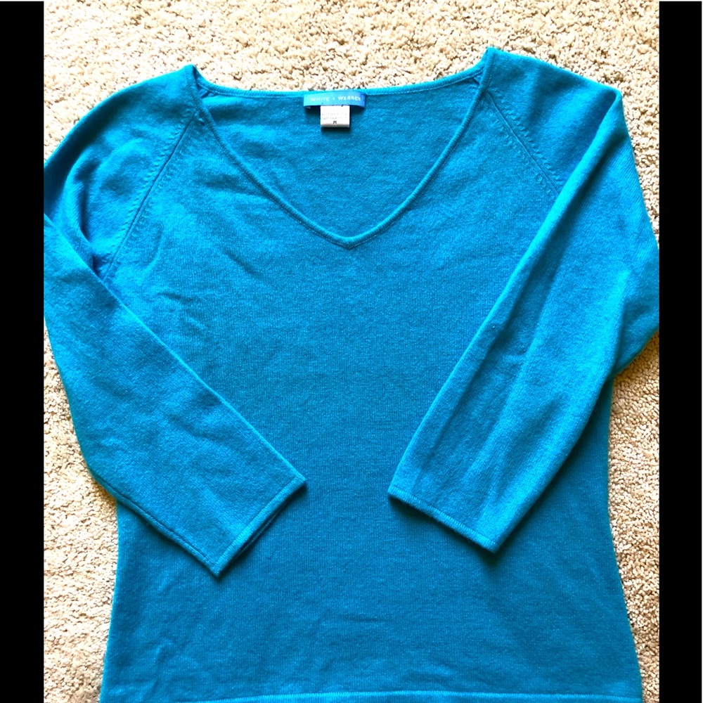 White & Warren Aqua 100% Cashmere sweater Sz M